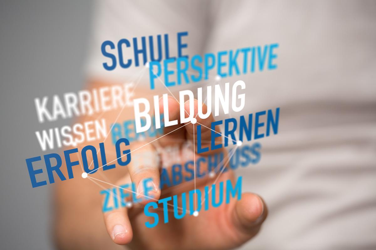 Textwolke: Schule, Perspektive, Karriere, Bildung, Wissen, Beruf, Erfolg, Lernen, Ziele, Abschluss, Studium